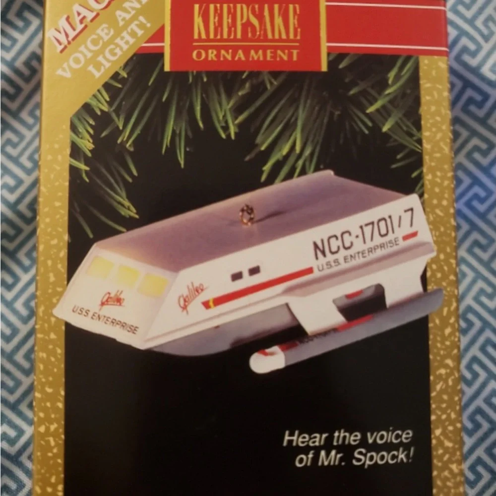 Starship Enterprise Ornameant